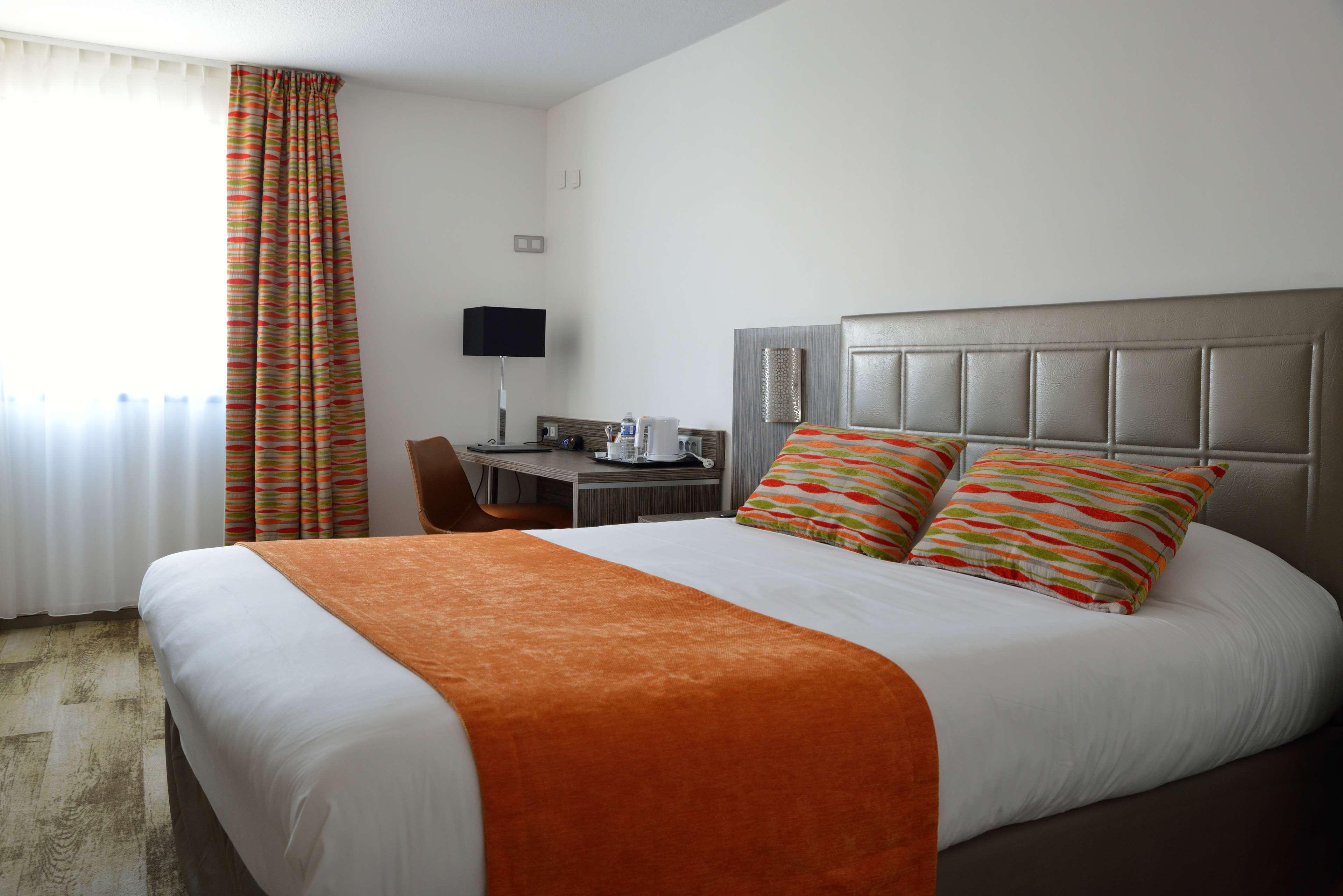Hotel Atrium Arles Centre Bagian luar foto