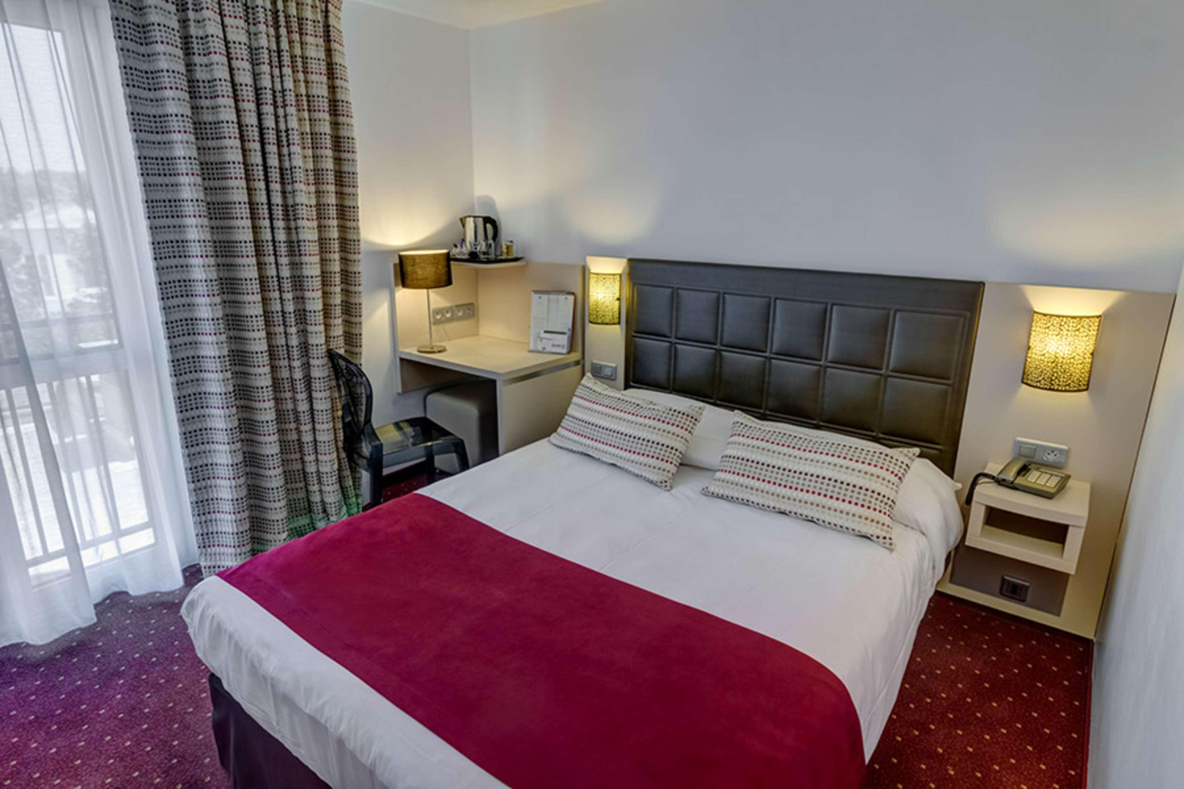 Hotel Atrium Arles Centre Bagian luar foto