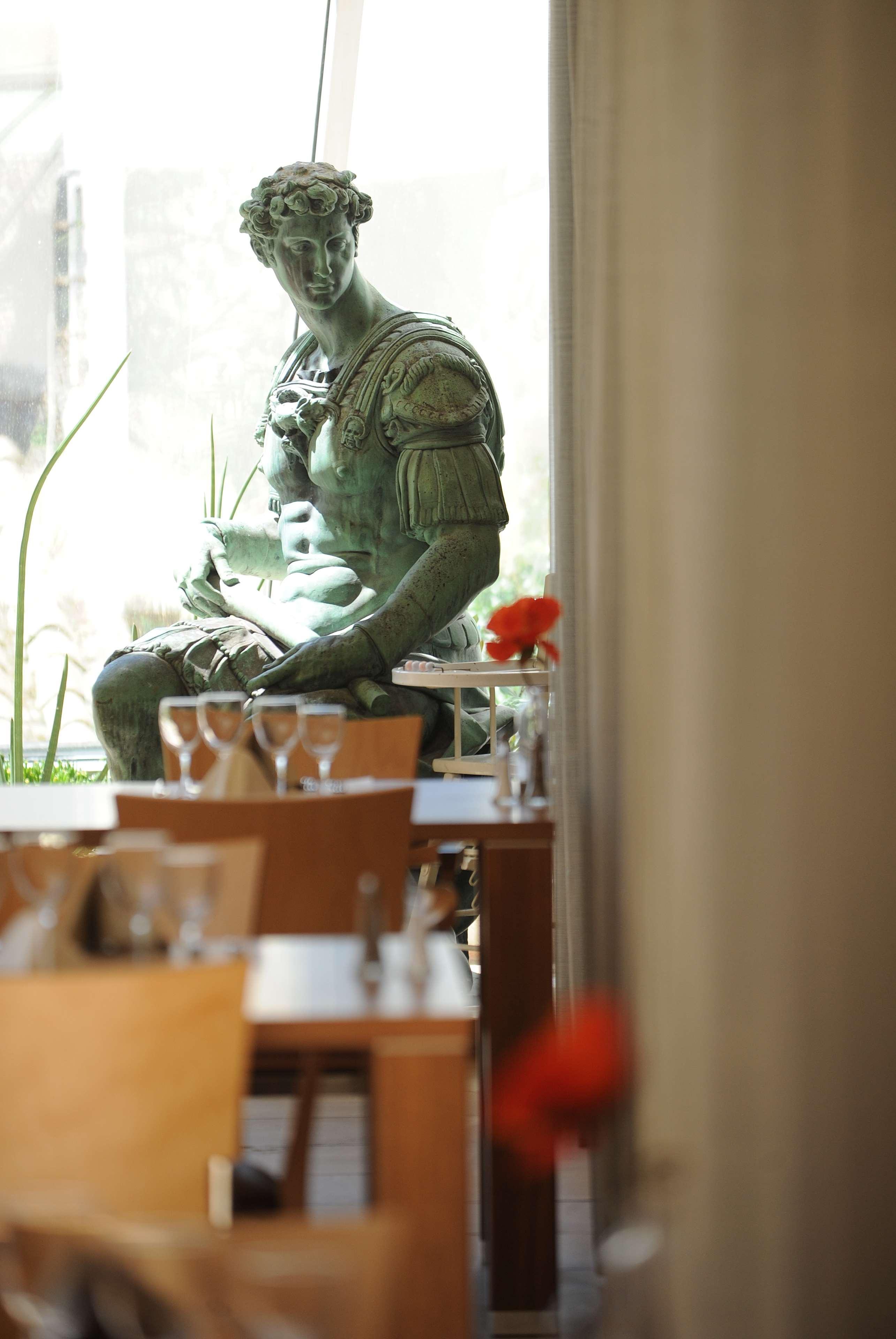 Hotel Atrium Arles Centre Bagian luar foto