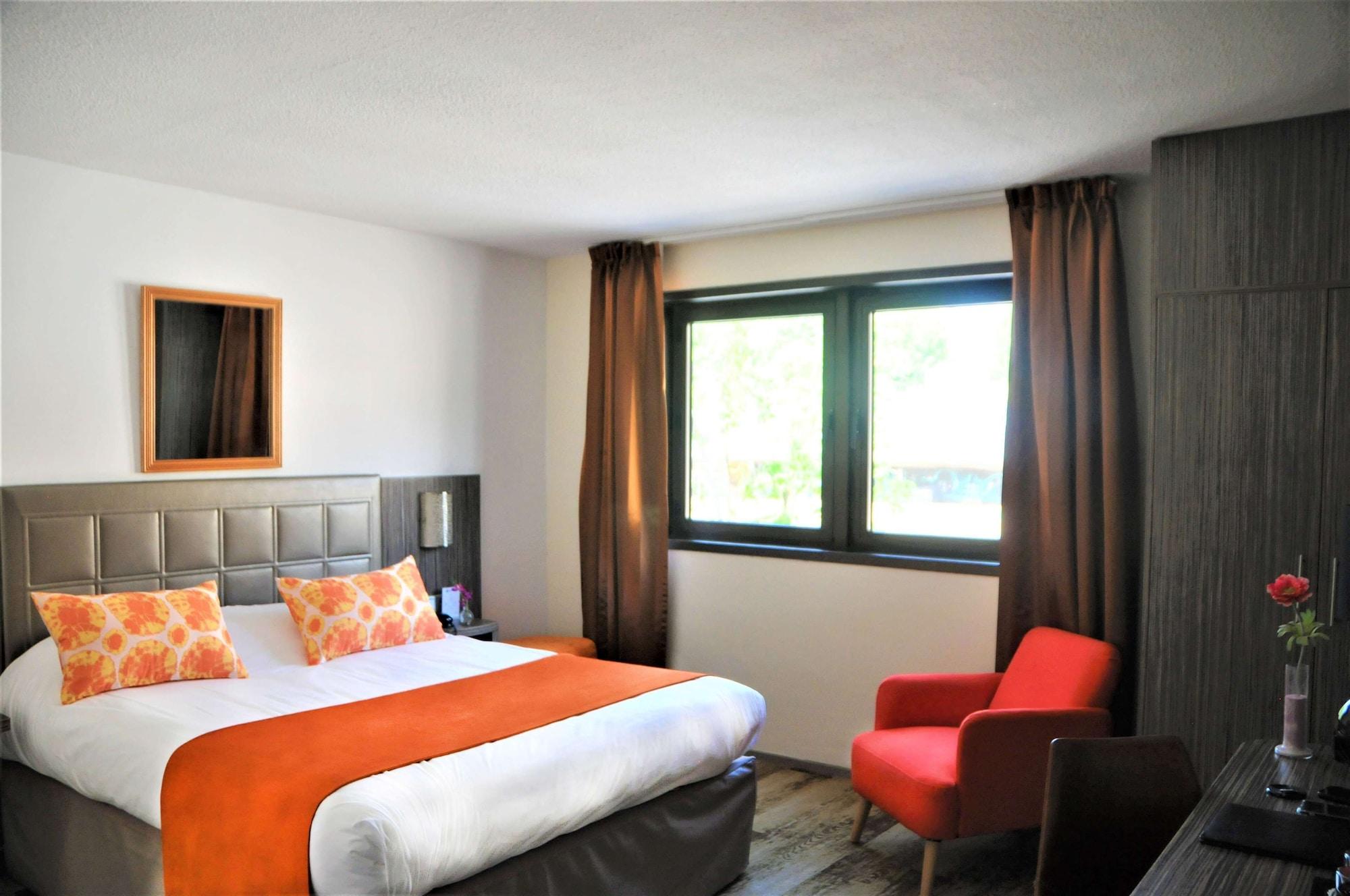 Hotel Atrium Arles Centre Bagian luar foto