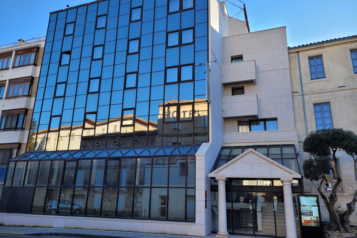 Hotel Atrium Arles Centre Bagian luar foto