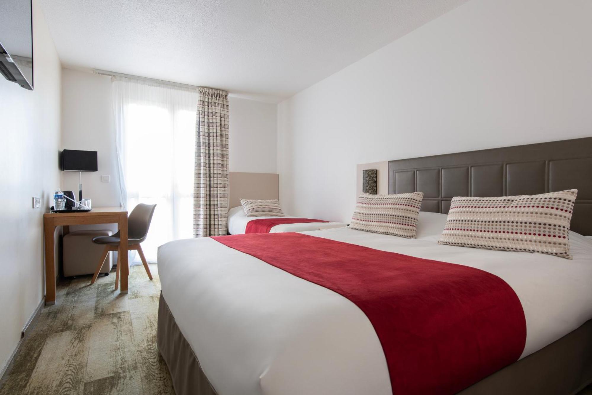 Hotel Atrium Arles Centre Bagian luar foto