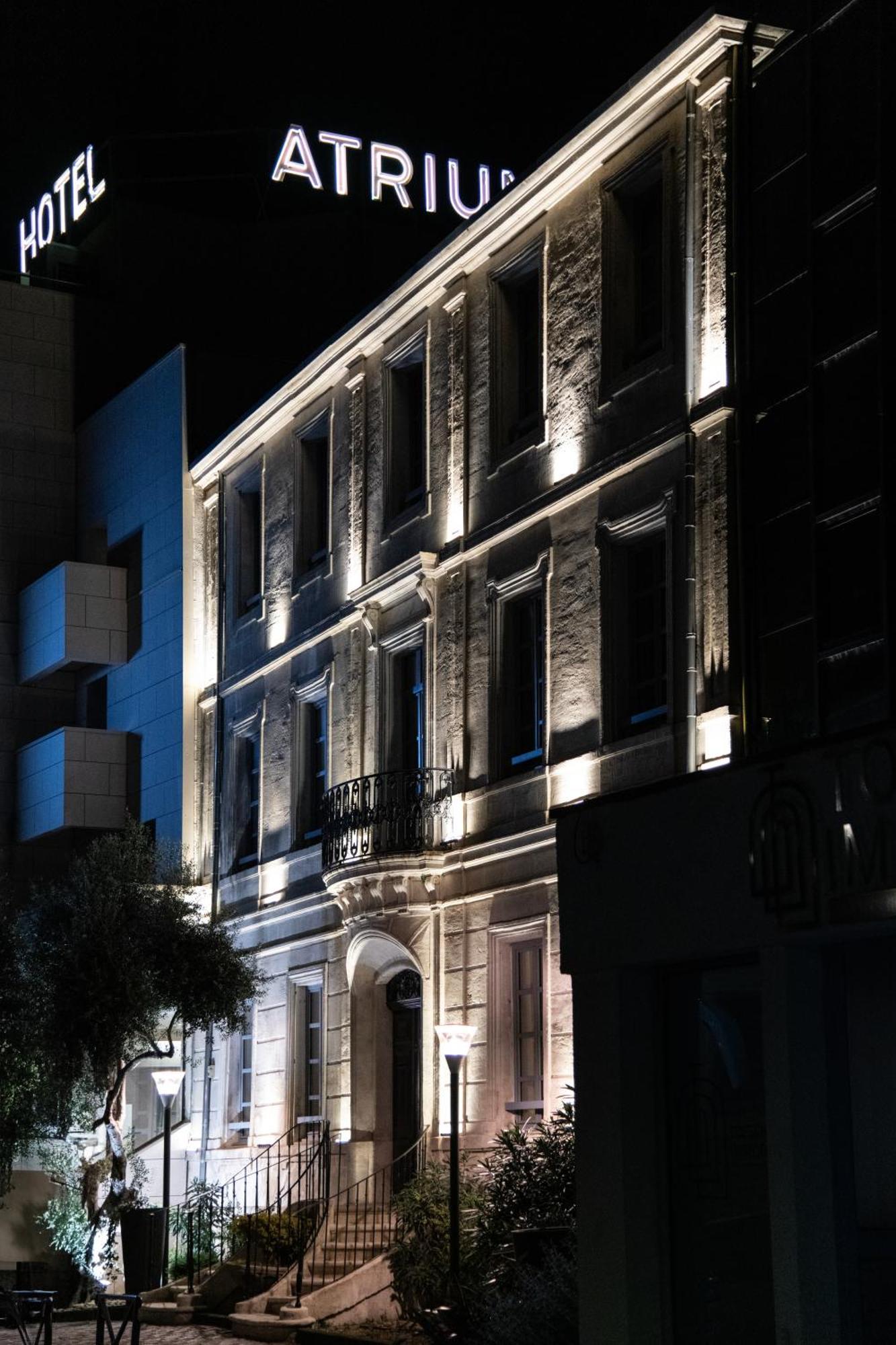 Hotel Atrium Arles Centre Bagian luar foto