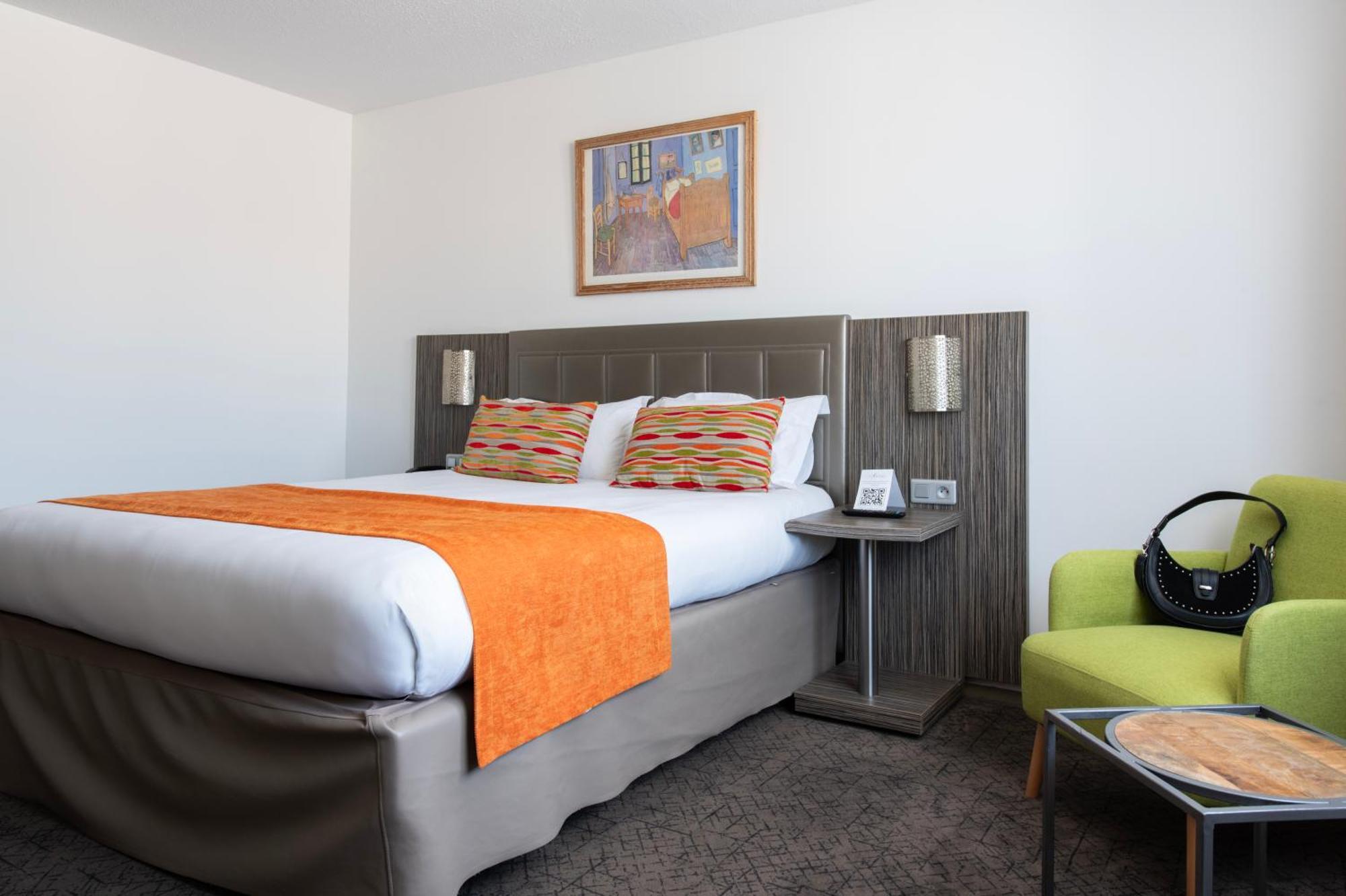 Hotel Atrium Arles Centre Bagian luar foto
